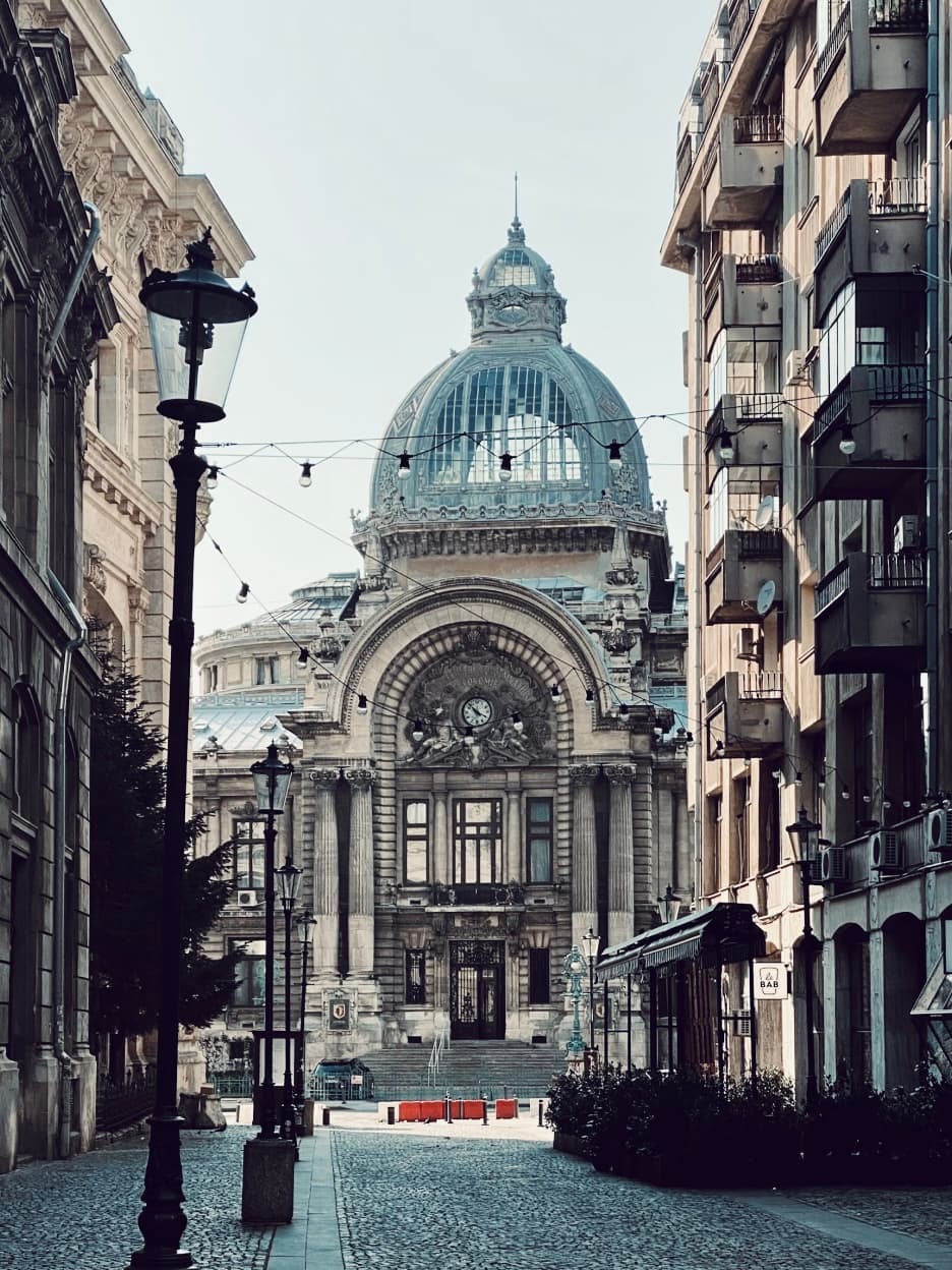 Flights to Bucharest (BUH)
